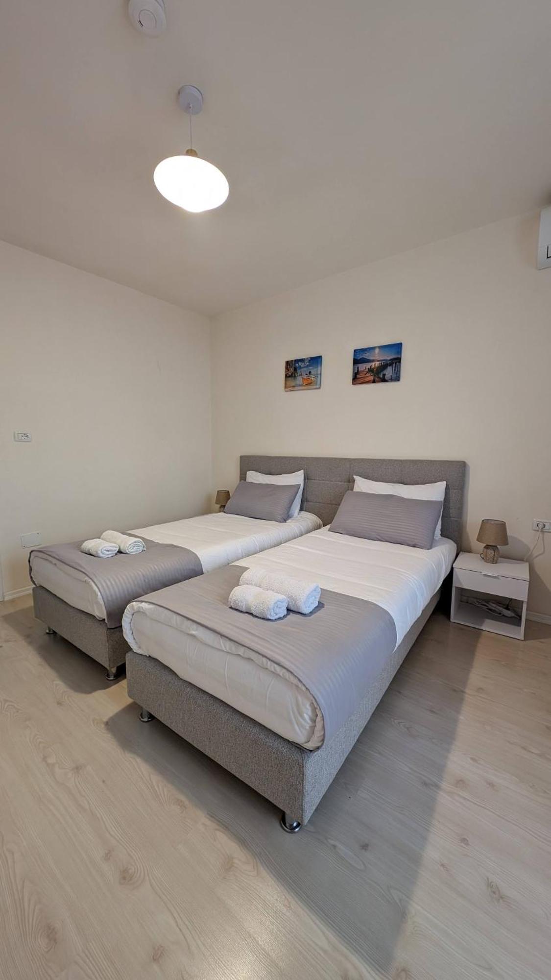Modern Cozy Apartment 10 Min Walk To Skanderbeg Square Тирана Екстериор снимка